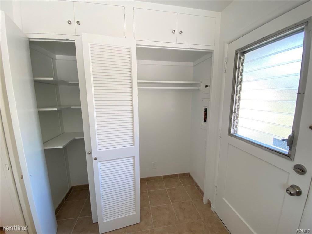 1635 Old Mill Rd - Photo 2 of 10