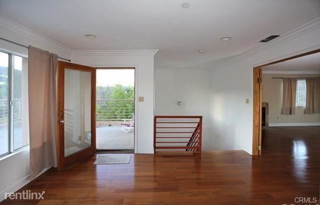 3116 N Verdugo Rd - Photo 3 of 10