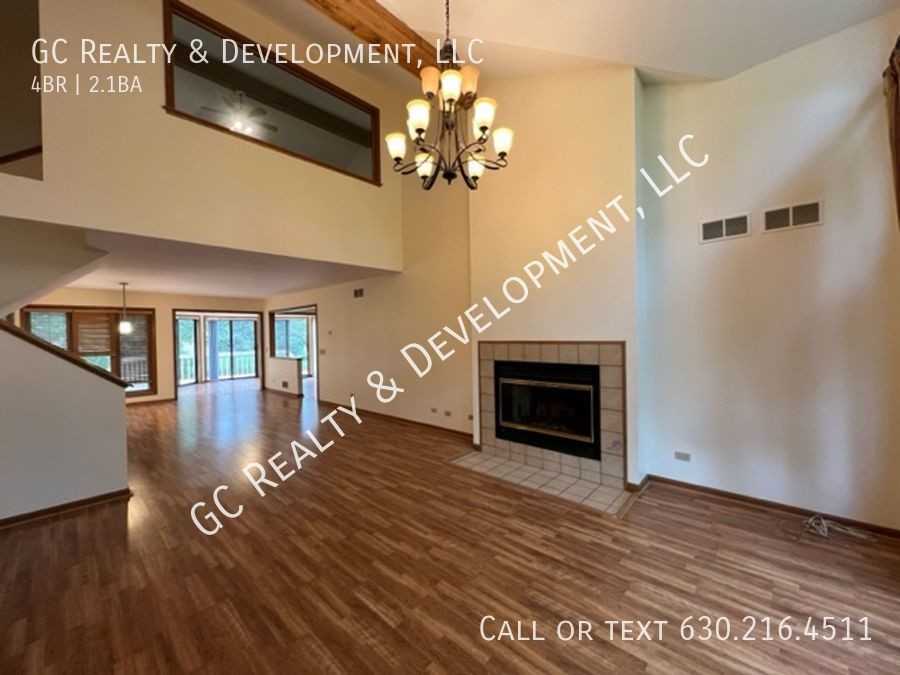 1219 Golf View Dr - Photo 3 of 34