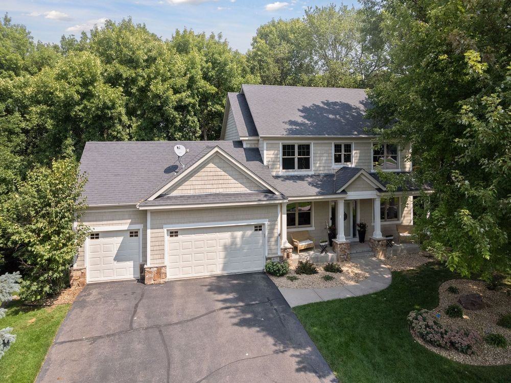 8475 Mission Hills Ln - Photo 2 of 20