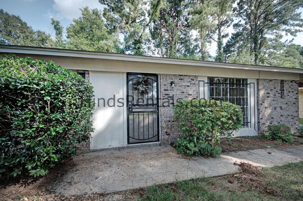 6516 George Washington Drive - Photo 3 of 15