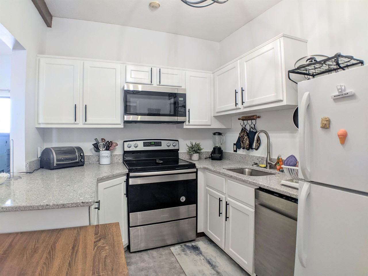 178 Treetop Circle - 1033Unit 1033 #1033 - Photo 7 of 28