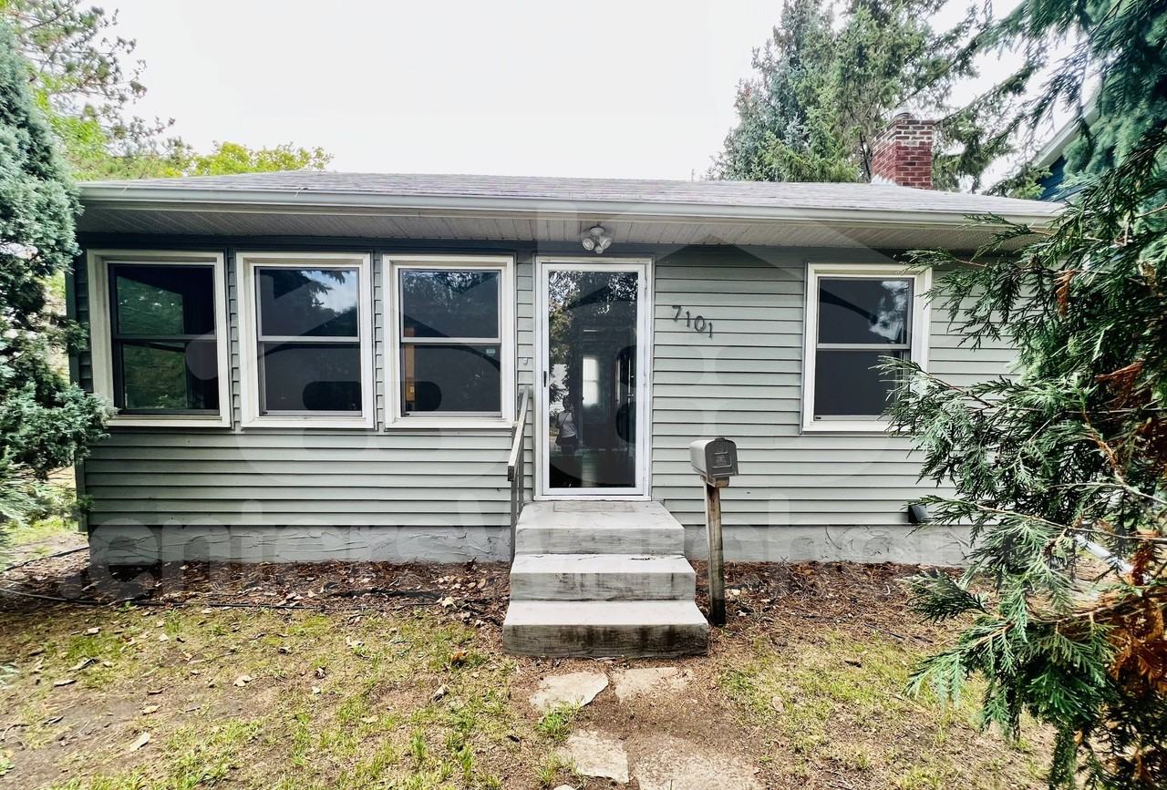 7101 Minnetonka Blvd - Photo 2 of 10