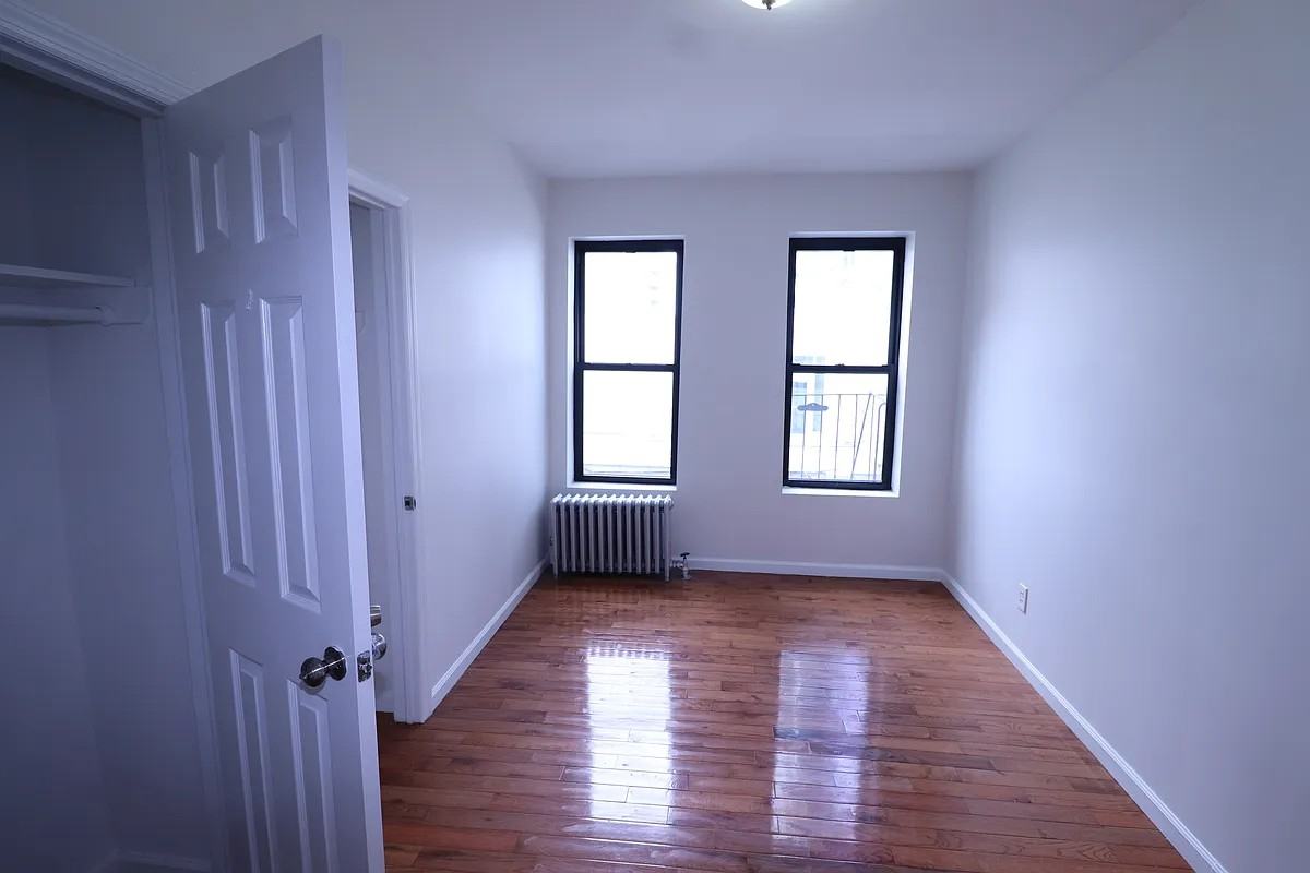 37-33 College Point Boulevard #A4D - Photo 3 of 8