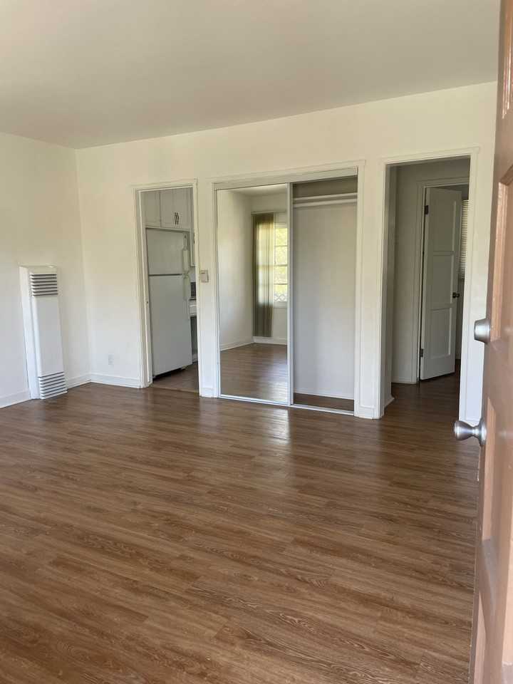 4820 W Slauson Ave, View ParkWindsor Hills, CA 90056 Studio Apartment