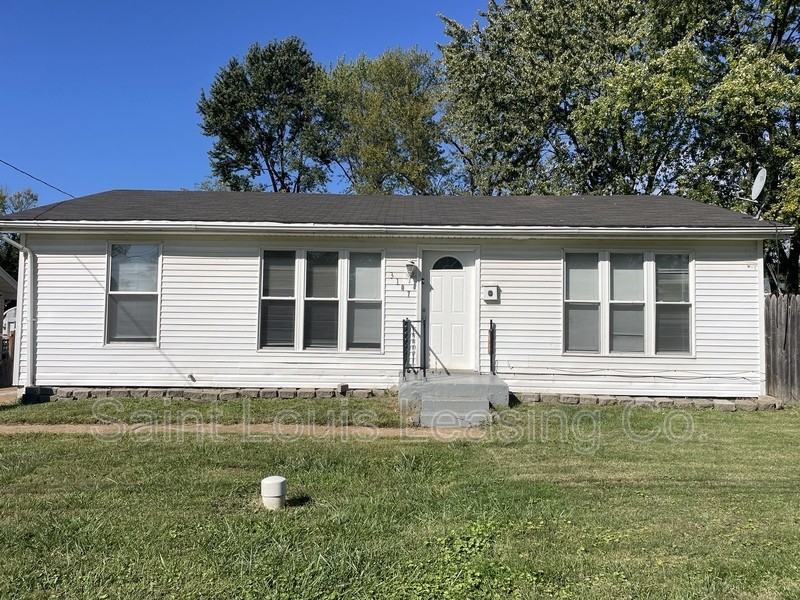 3107 Rex Ave - Photo 2 of 28