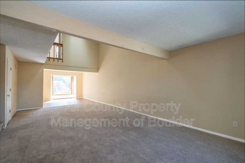50 Benthaven Pl - Photo 2 of 21