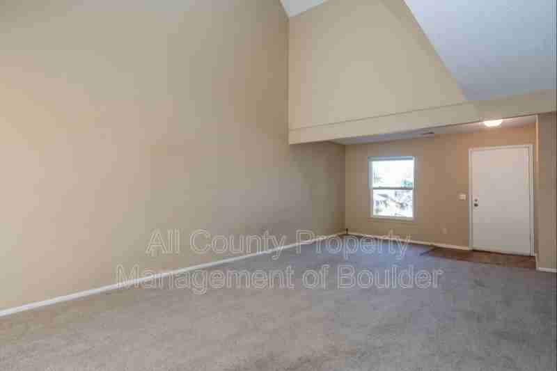 50 Benthaven Pl - Photo 4 of 21