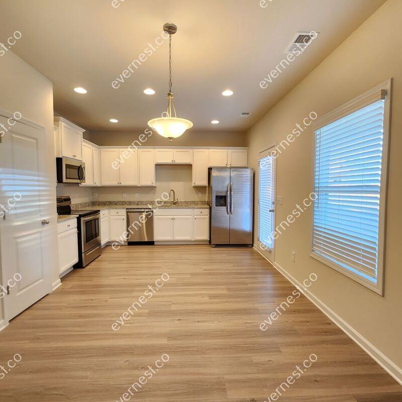 218 Venture Dr - Photo 2 of 23