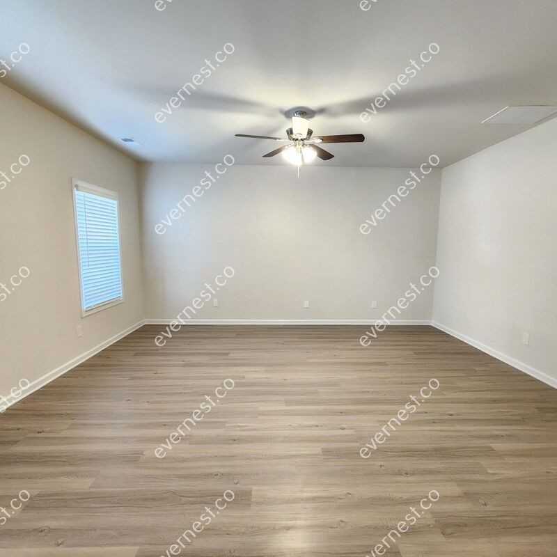 218 Venture Dr - Photo 3 of 23