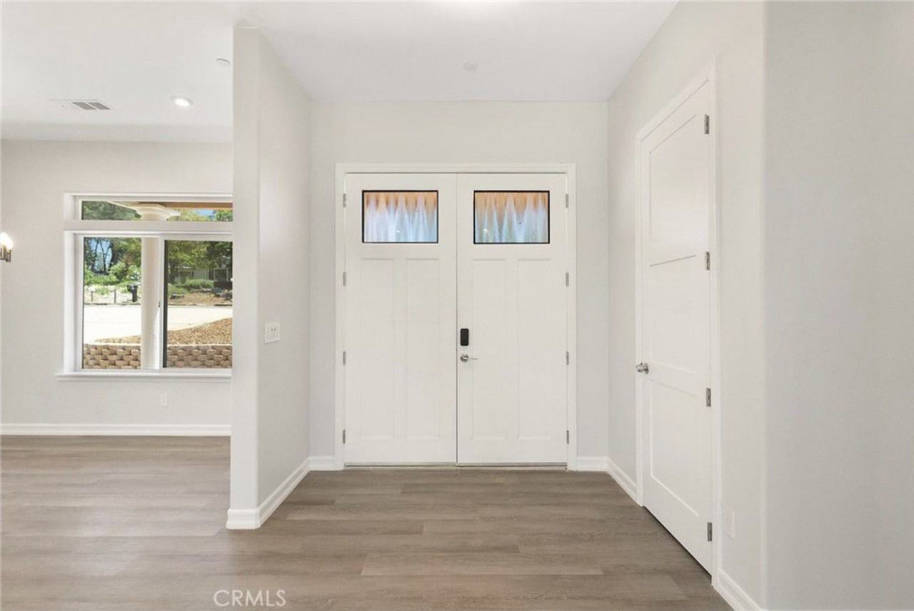 231 Redbud Dr #NA - Photo 3 of 26