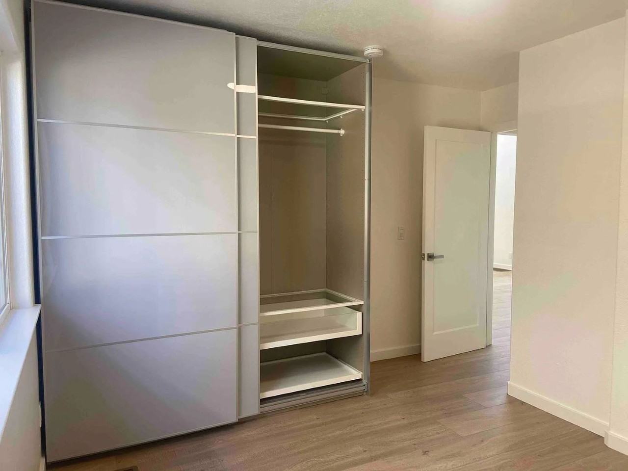 1039 Cedar St #NA - Photo 3 of 18