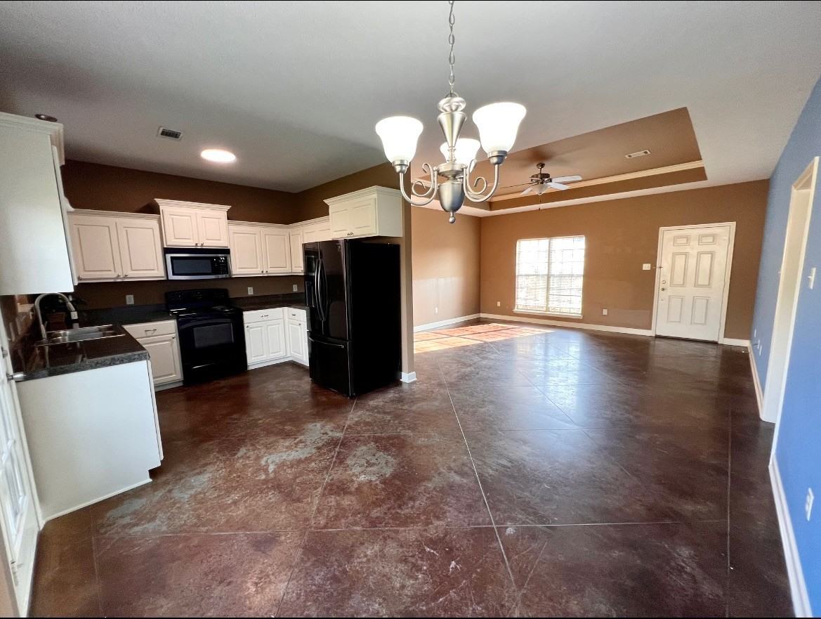 8 Golden Leaf Dr #NA - Photo 2 of 7