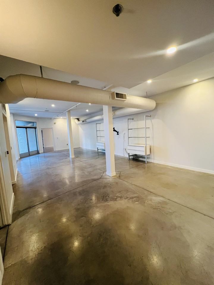 1326 North Central Avenue - 1Unit 301 #1 - Photo 3 of 12