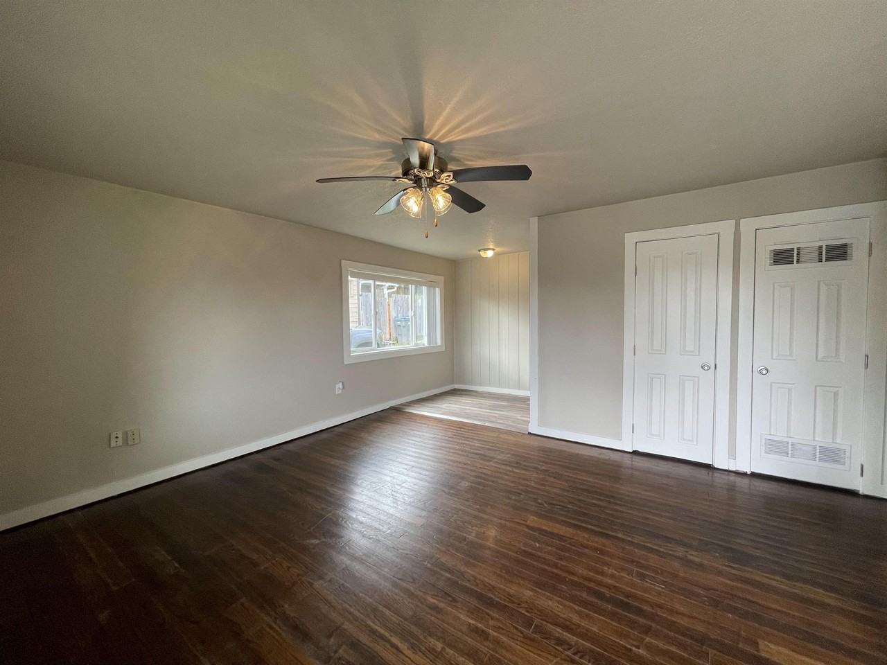 114 Acorn St #114 - Photo 2 of 13