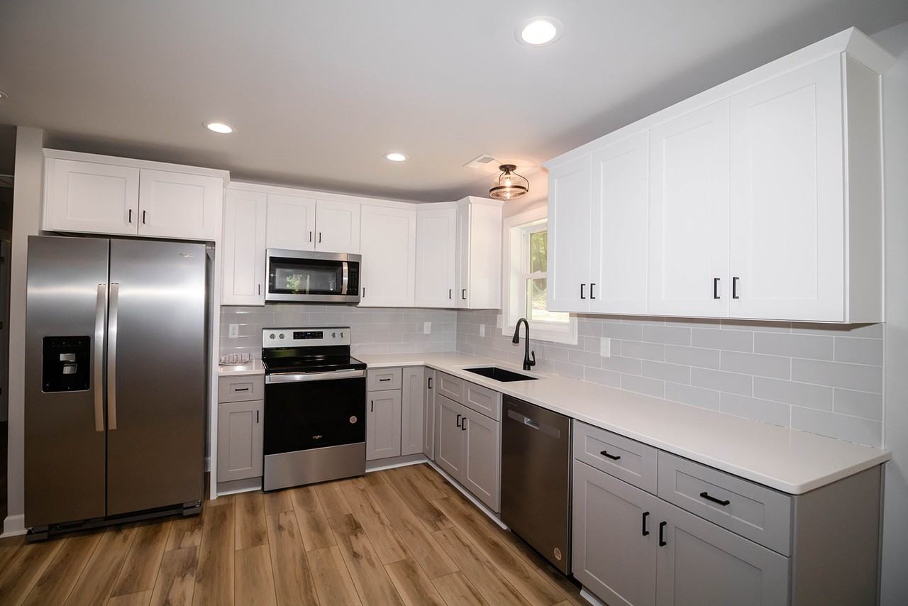143 Reichard Dr #1 - Photo 3 of 22