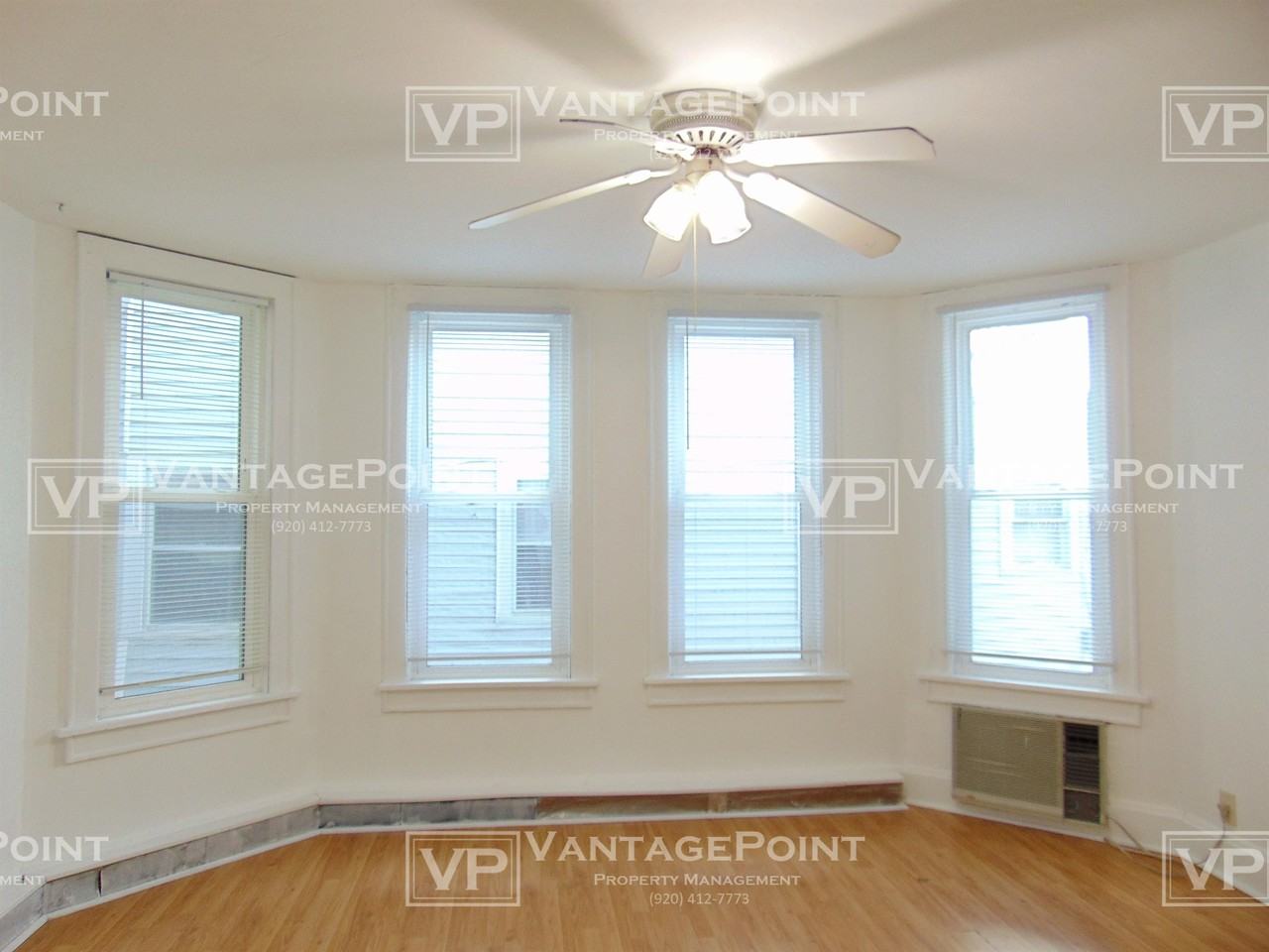 300 S Oakland Ave Lowr - Photo 3 of 14