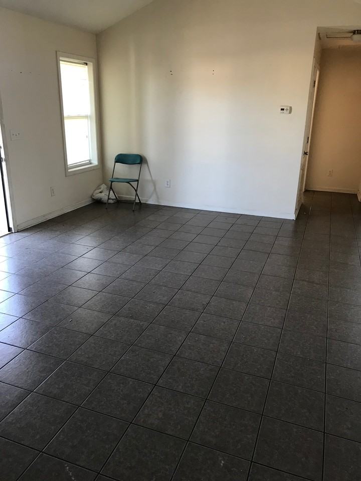 716 Union St #1 - Photo 2 of 10