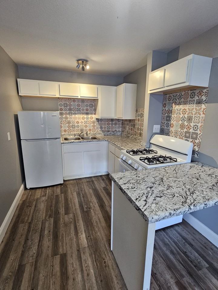 4607 E Nettleton Ave #4607-6 - Photo 2 of 13