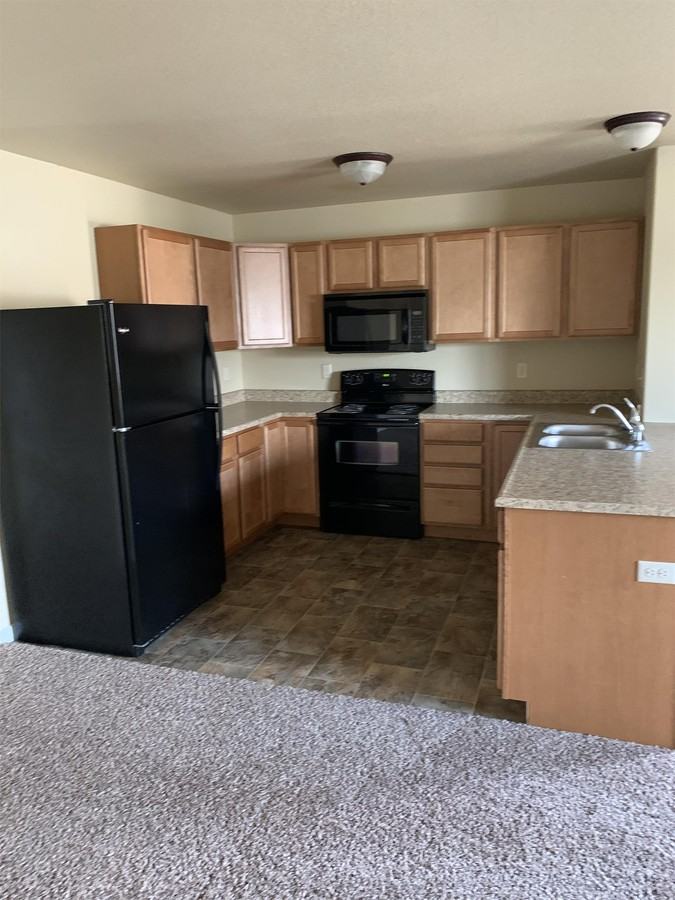 255 Federal Ave #12 - Photo 4 of 22