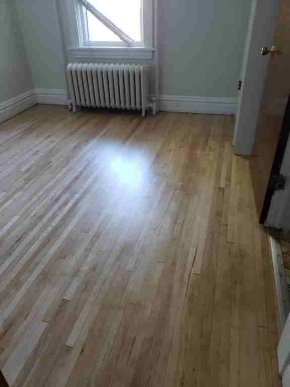 2116 W 3rd St - Photo 2 of 12