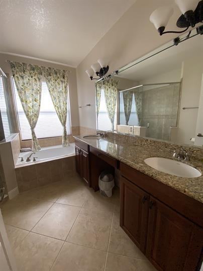 335 Point Lobos Dr - Photo 3 of 10