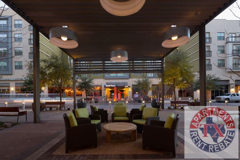 929 Norwood St - Photo 3 of 11