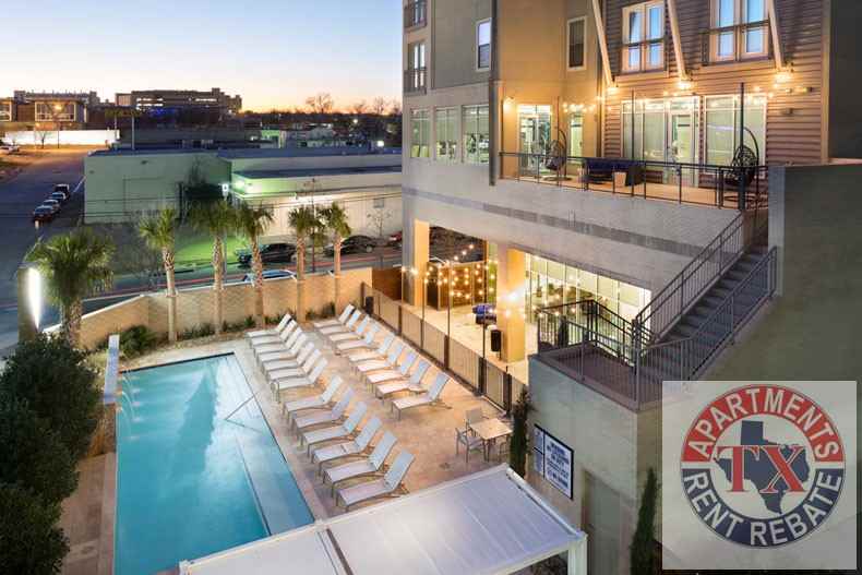 929 Norwood St - Photo 3 of 10