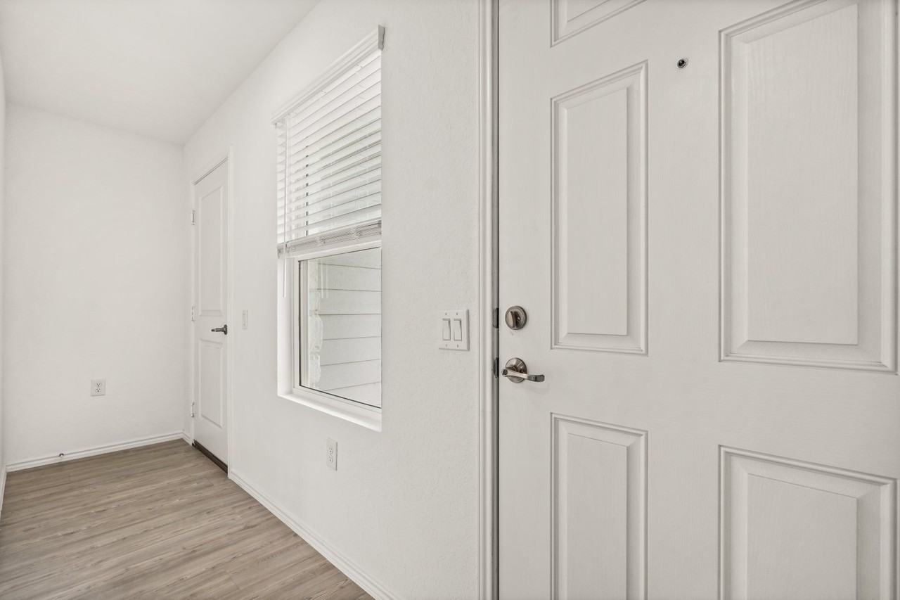 10119 Ana Hts - Photo 5 of 29