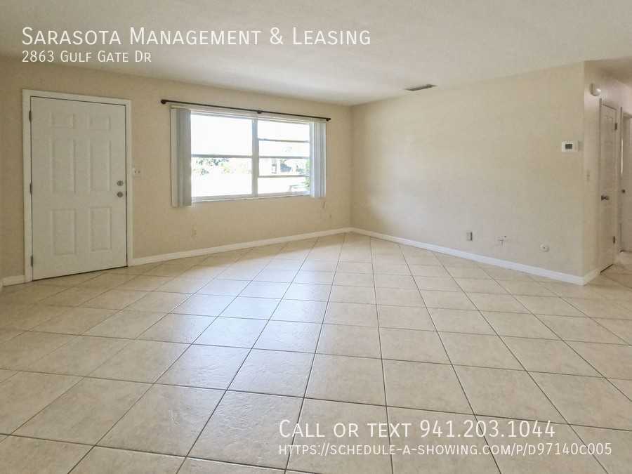 2863 Gulf Gate Dr - Photo 3 of 16