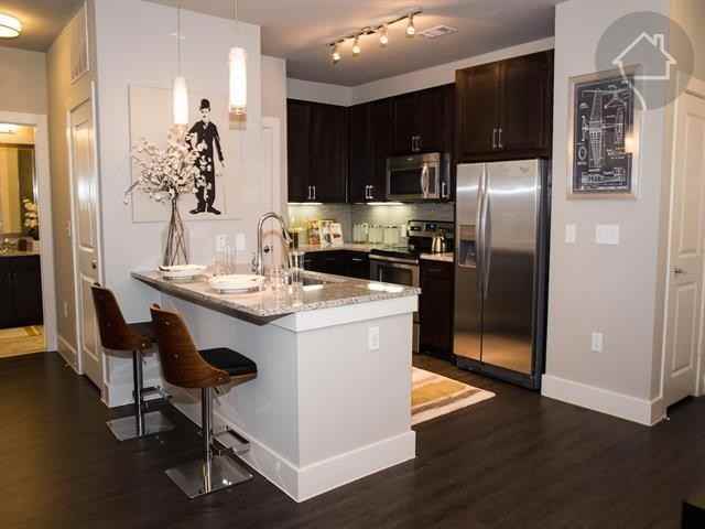 5519 Arapaho Rd - Photo 2 of 4