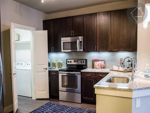 5519 Arapaho Rd - Photo 3 of 4