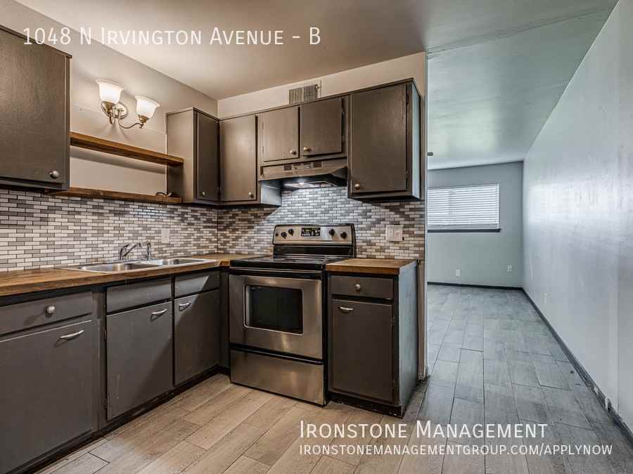 1048 N Irvington Ave #B - Photo 3 of 40
