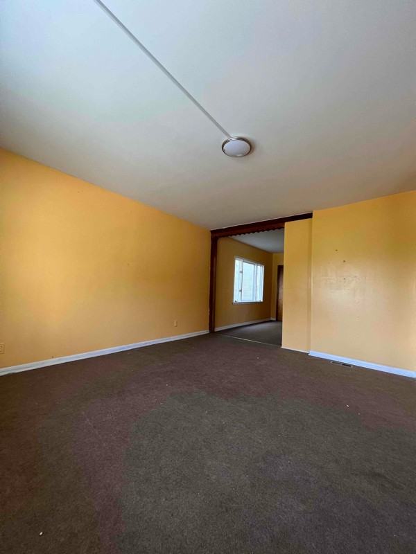 80 Townsend St - Photo 2 of 9