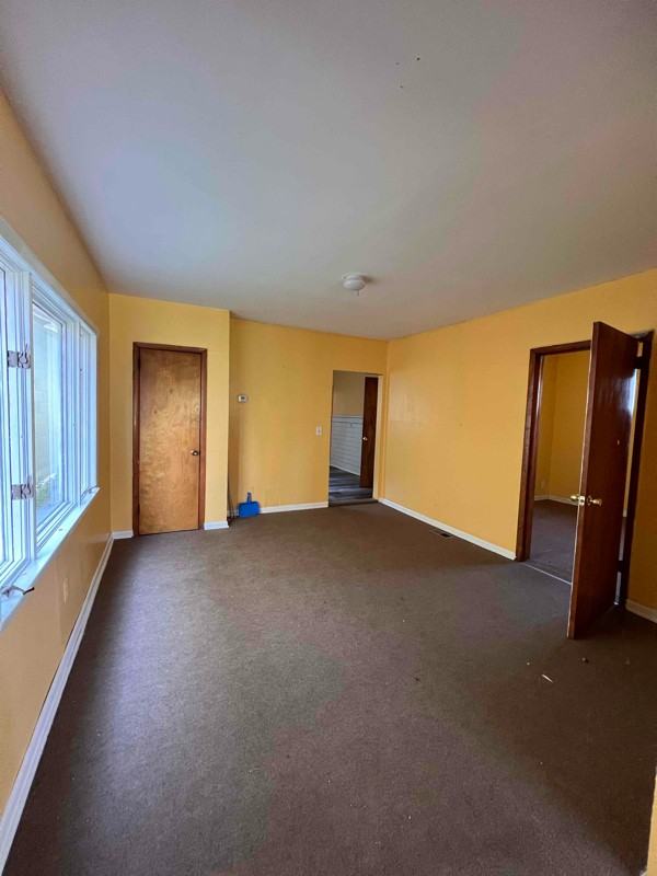 80 Townsend St - Photo 3 of 9