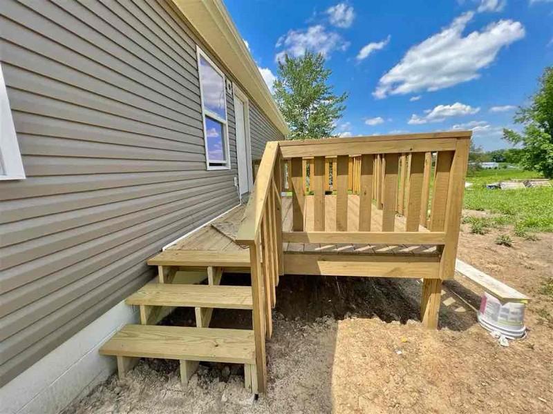 253 Andrew Cir - Photo 3 of 12