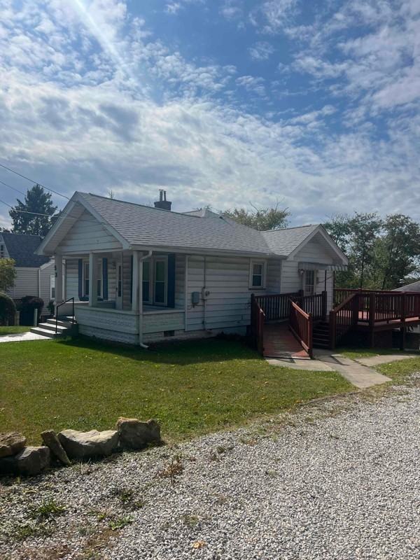 53 Ridgecrest Rd, Wheeling, WV 26003 2 Bedroom House for 900/month