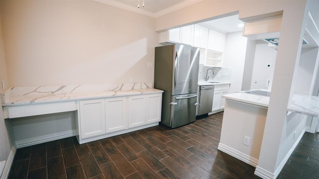 8935 Gaylord Dr #1 - Photo 5 of 10
