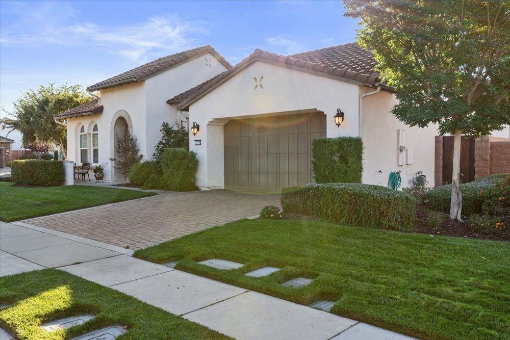 1779 Northwood Rd - Photo 2 of 50