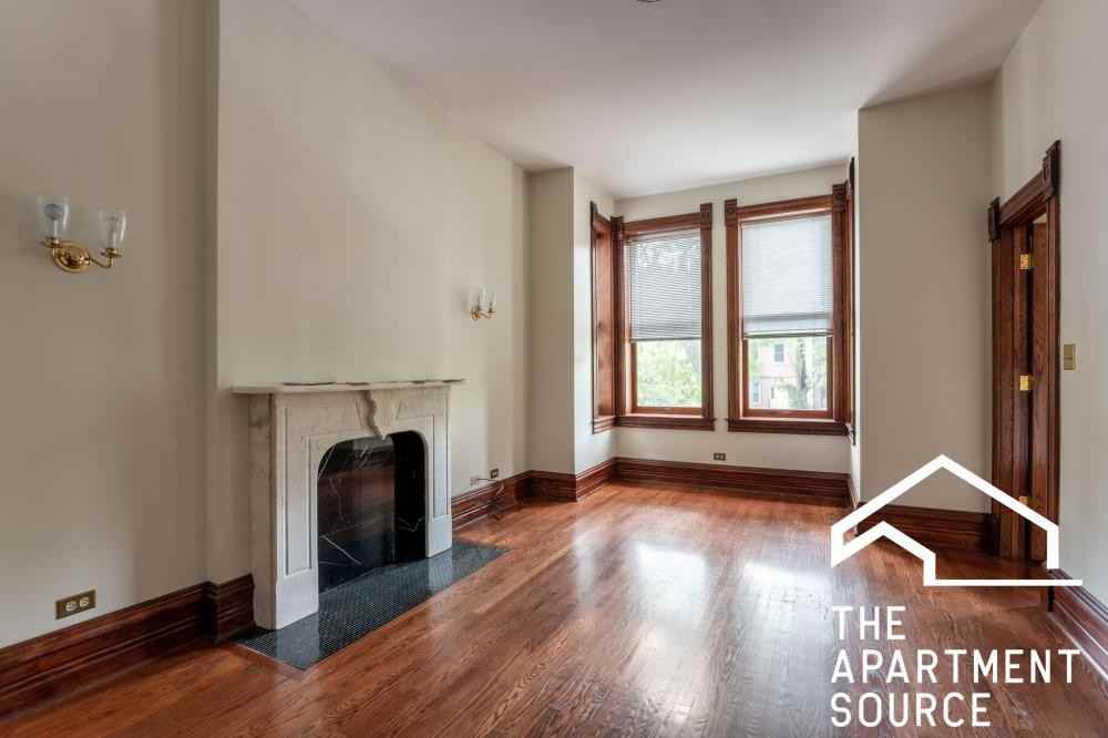 1917 North Kedzie Avenue - Photo 2 of 10