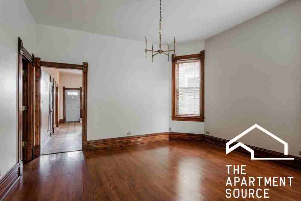 1917 North Kedzie Avenue - Photo 4 of 10