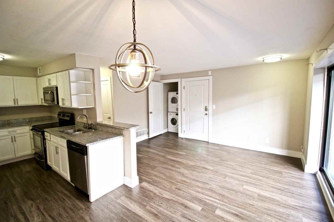 4922 Grand Ave - Photo 7 of 50