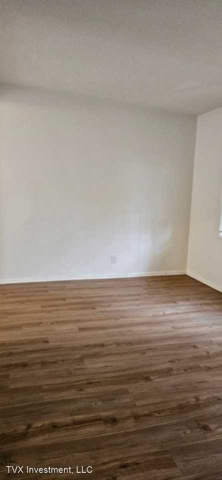 1800-1820 255th Street - Photo 3 of 5