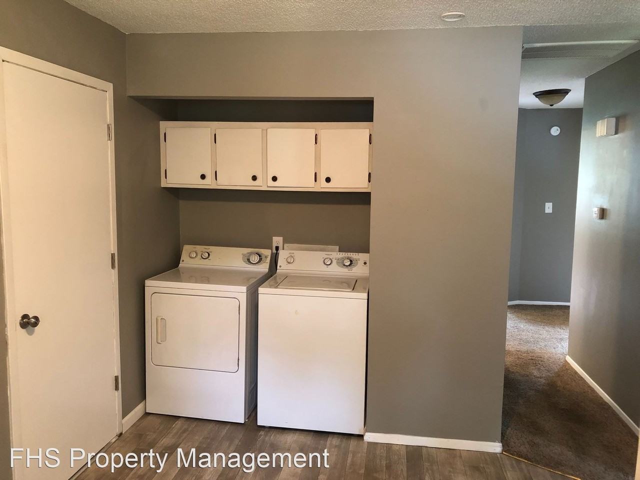 928 N Glenn Ave - Photo 3 of 15