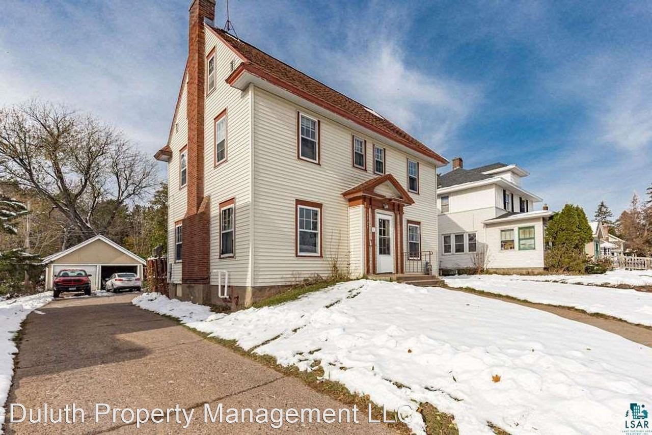1725 Woodland Ave - Photo 2 of 6