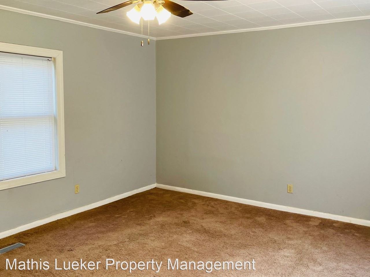 309 12th St - Photo 2 of 8