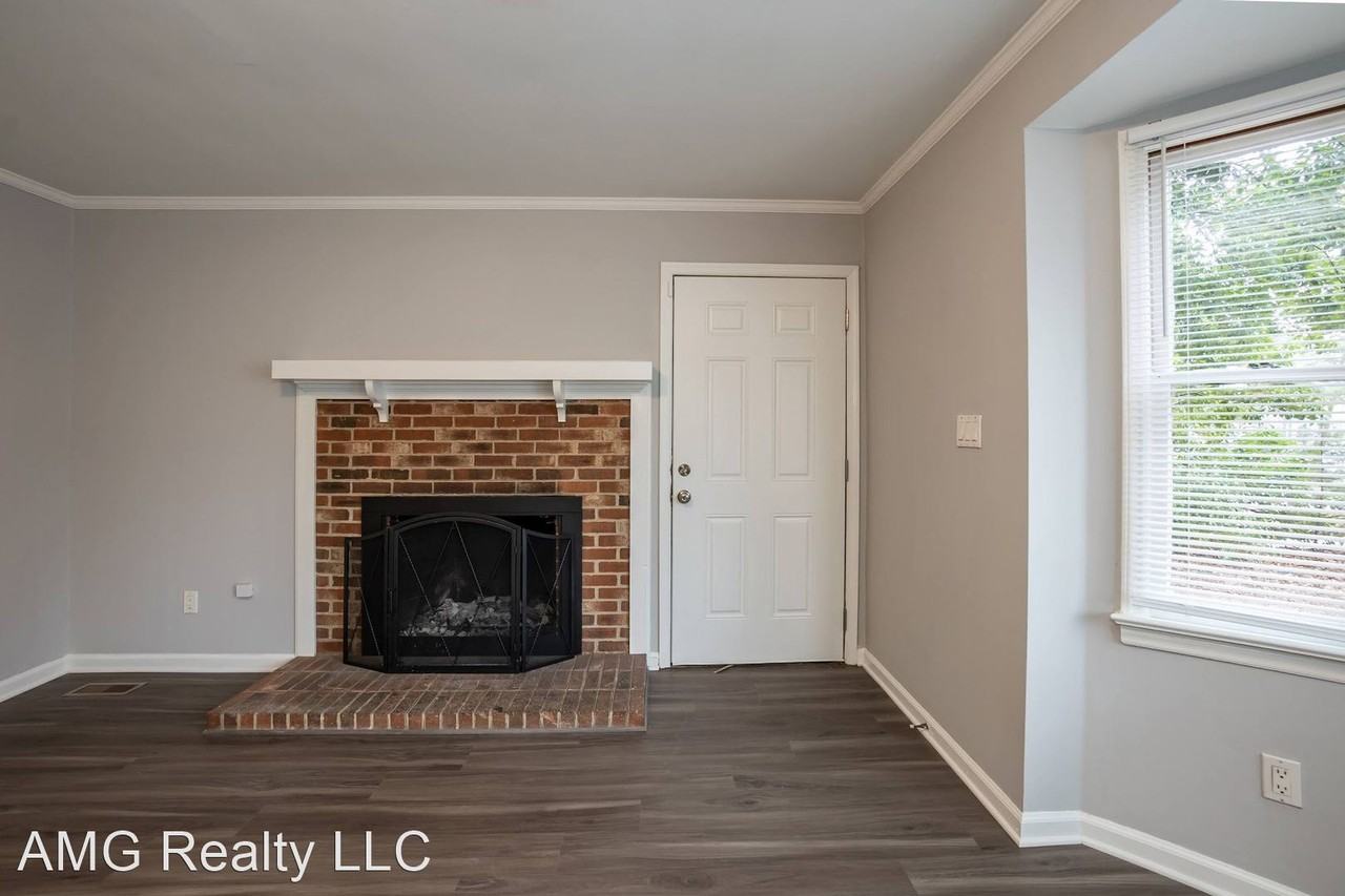 4613 Lavista Court - Photo 3 of 12