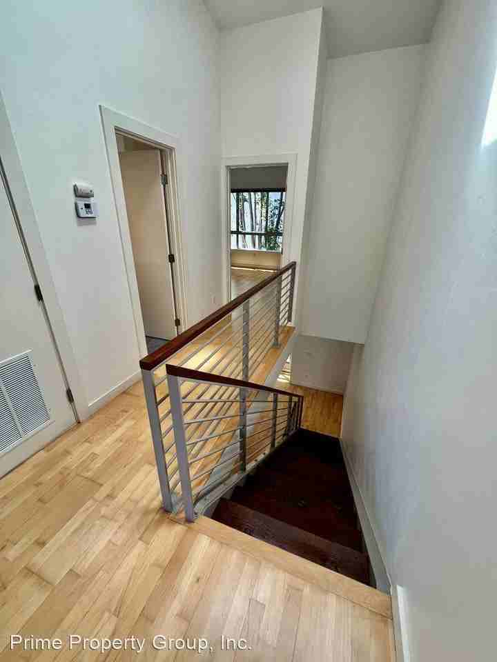 1422 Eggplant Aly - Photo 3 of 37