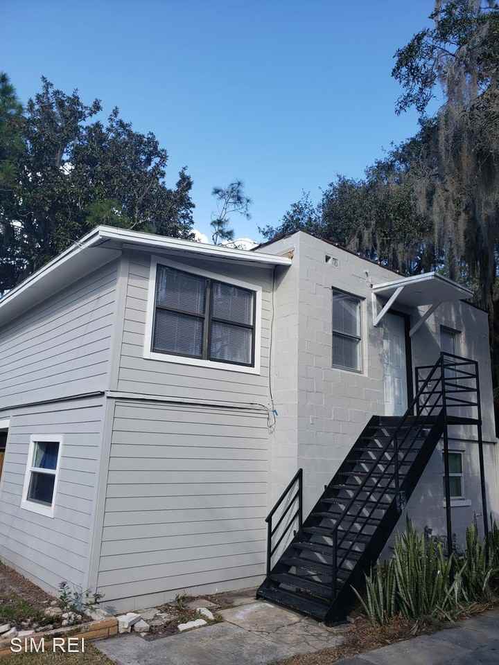 805 North Eustis Street Apartments 805 N Eustis St, Eustis, FL 32726