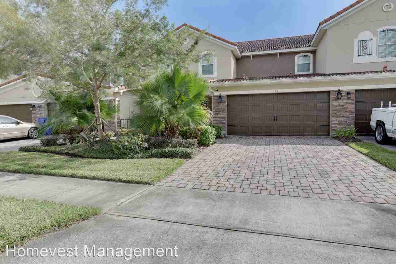 321 White Dogwood Ln - Photo 2 of 39